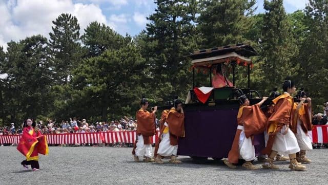 葵祭の京都